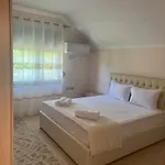 דירה Flower Terrace *