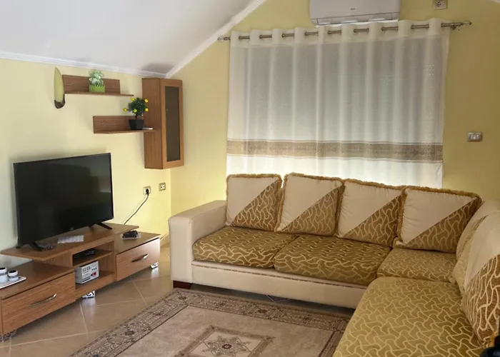 Flower Terrace Lejlighed Gjirokastër